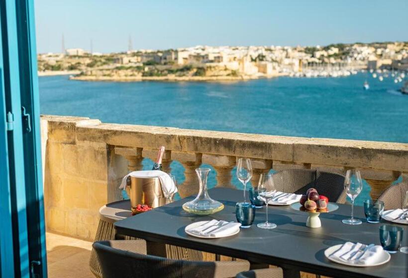 سوئیت پرزیدنت, Iniala Harbour House