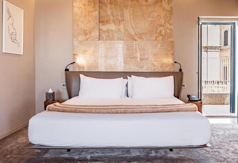 سوئیت پرزیدنت, Iniala Harbour House