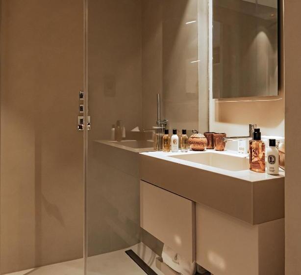 سوییت با استخر, Iniala Harbour House