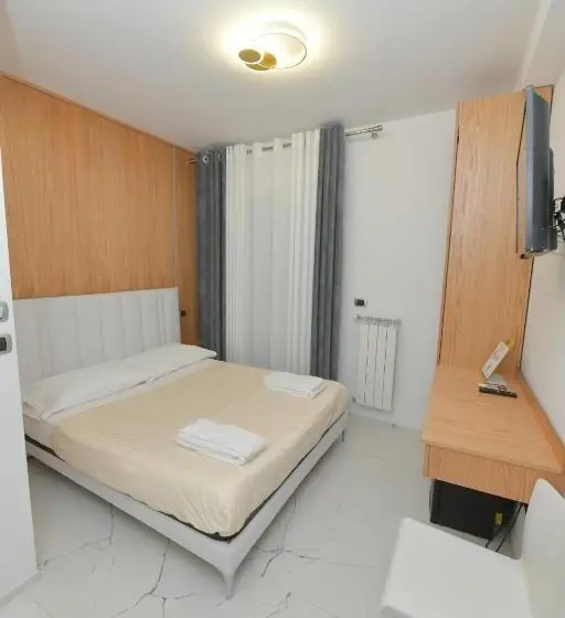 StandaardKamer, Noemi B&b