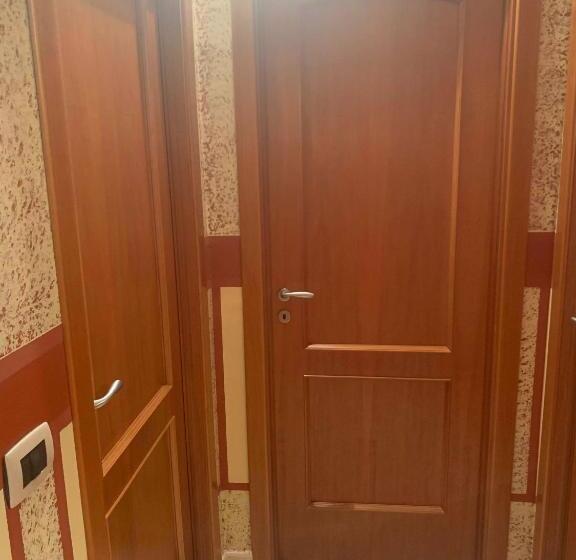 غرفة ديلوكس, Airport Tourist S Home