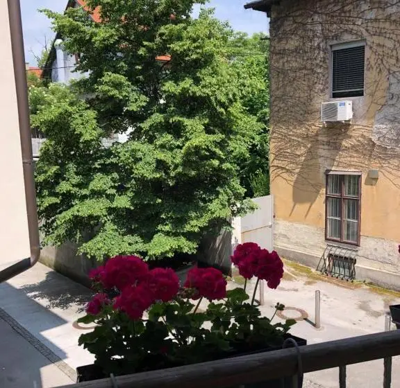 اتاق سوپریور, Aparthotel Cross Street 4
