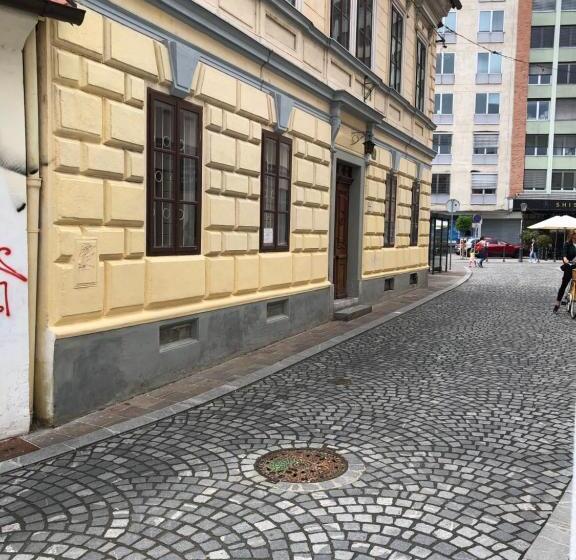 اتاق سوپریور, Aparthotel Cross Street 4