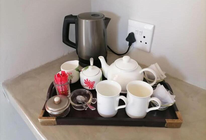 スタンダードルーム, Tzamenkomst River Lodge