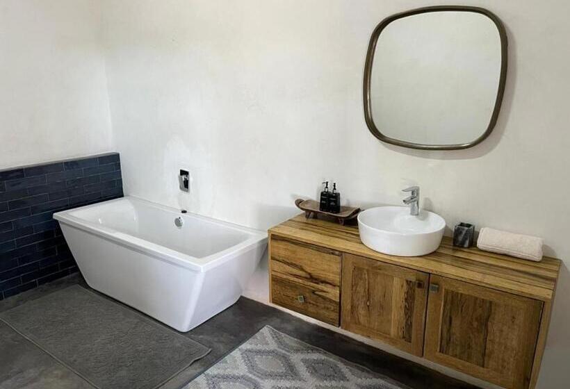 ファミリールーム, Tzamenkomst River Lodge