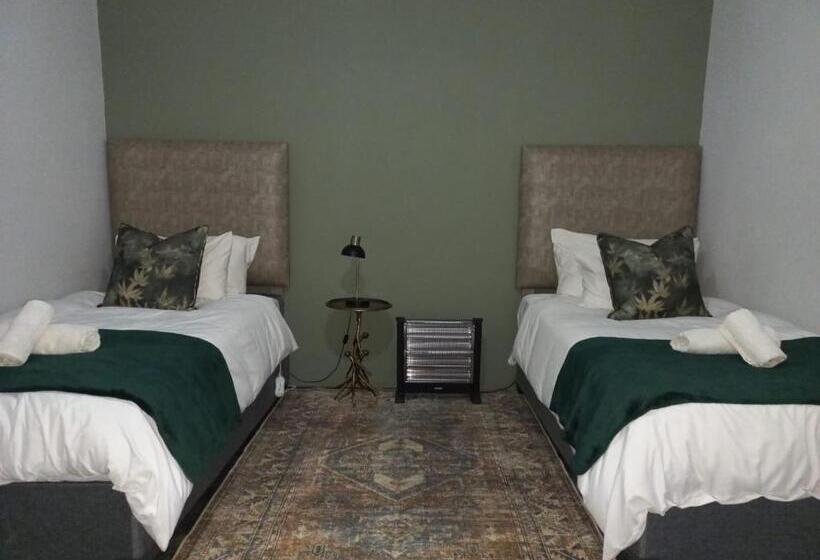 ガーデンビューファミリールーム, Tzamenkomst River Lodge