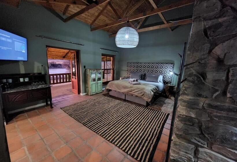 コンフォーとスイートルーム, Tzamenkomst River Lodge