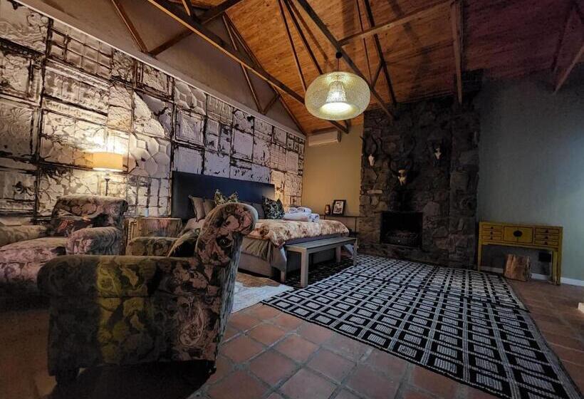 キングサイズベッドのデラックスルーム, Tzamenkomst River Lodge