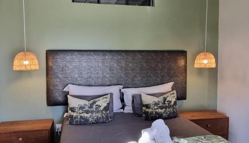 ファミリールーム, Tzamenkomst River Lodge