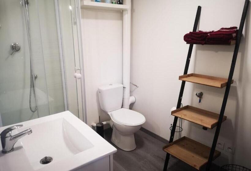 إستوديو قياسى, 16 Rue Des Déportés