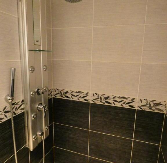 Апартаменты 1 Спальня с Террасой, La Petite Ferme De Pouillon Parc Animalier Aire De Loisirs