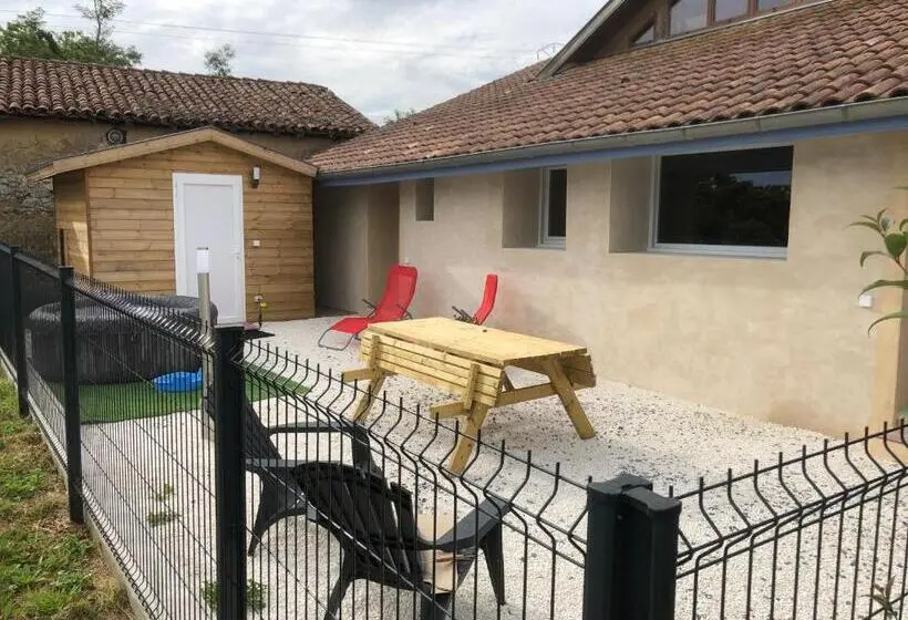庭の見える１ベッドルームアパートメント, La Petite Ferme De Pouillon   Parc Animalier   Aire De Loisirs