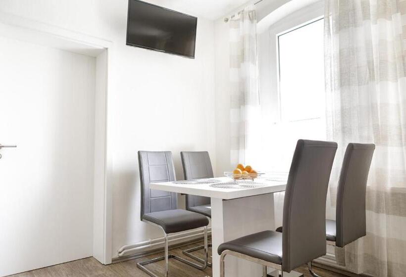 Апартаменты 2 Спальни, Landgasthof Deutsches Haus