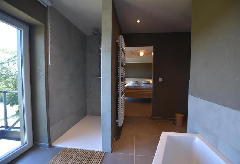 Номер Deluxe с Балконом, Le Sorbier   Gîte Et Chambres D Hôtes