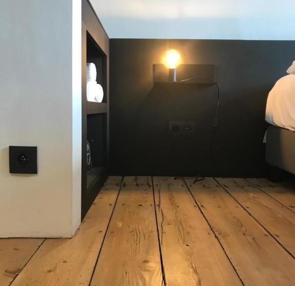 침실 3개 주택, Newstreet