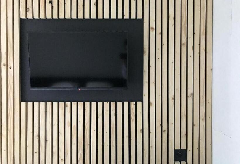 침실 3개 주택, Newstreet