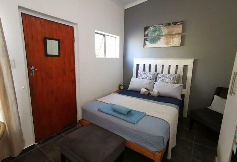 اتاق سوپریور, The Beach Hide