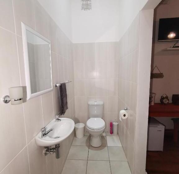 اتاق لوکس, The Beach Hide