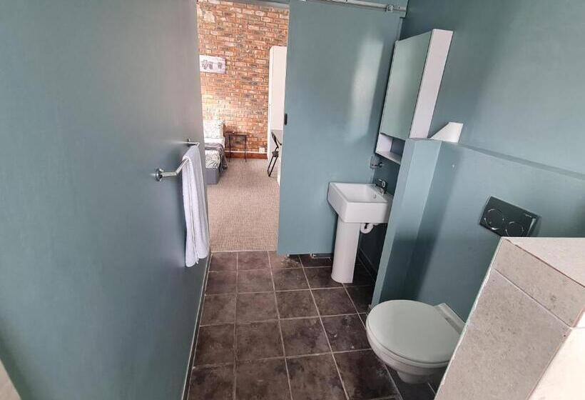 آپارتمان 1 خوابه همکف, The Beach Hide