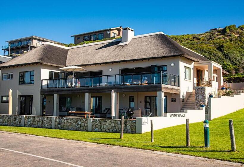 إستوديو ديلوكس, Walter’s Place