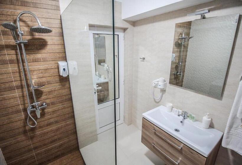 バルコニー付きデラックスルーム, Pensiune Eden