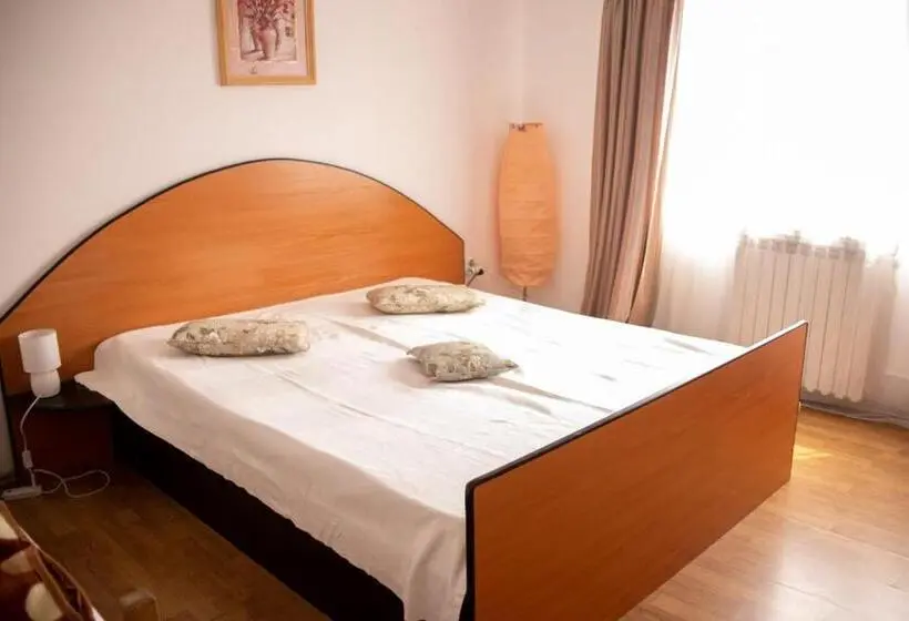 スタンダードトリプルルーム, Sport Hostel Cluj