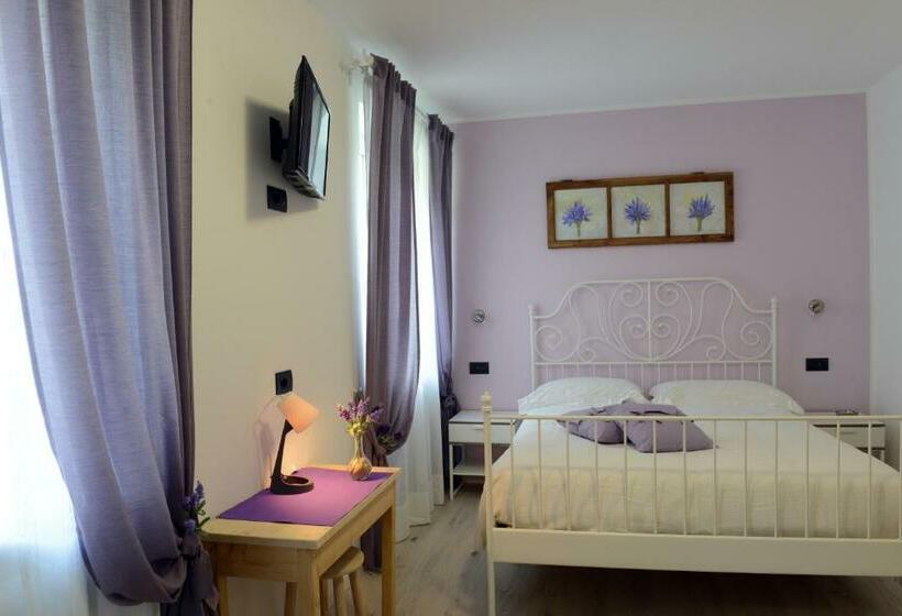 חדר סטנדרט לארבעה, Cà Dei Fiori