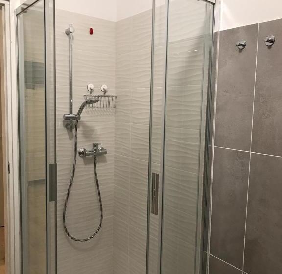 חדר סטנדרט לארבעה, Cà Dei Fiori