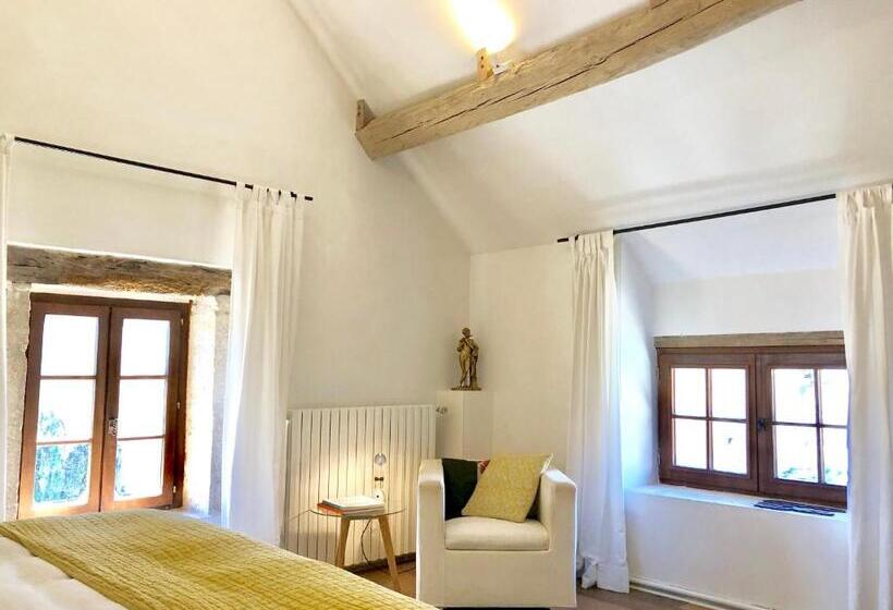 חדר דחוקס עם מיטת קינג, La Cour Des Délices