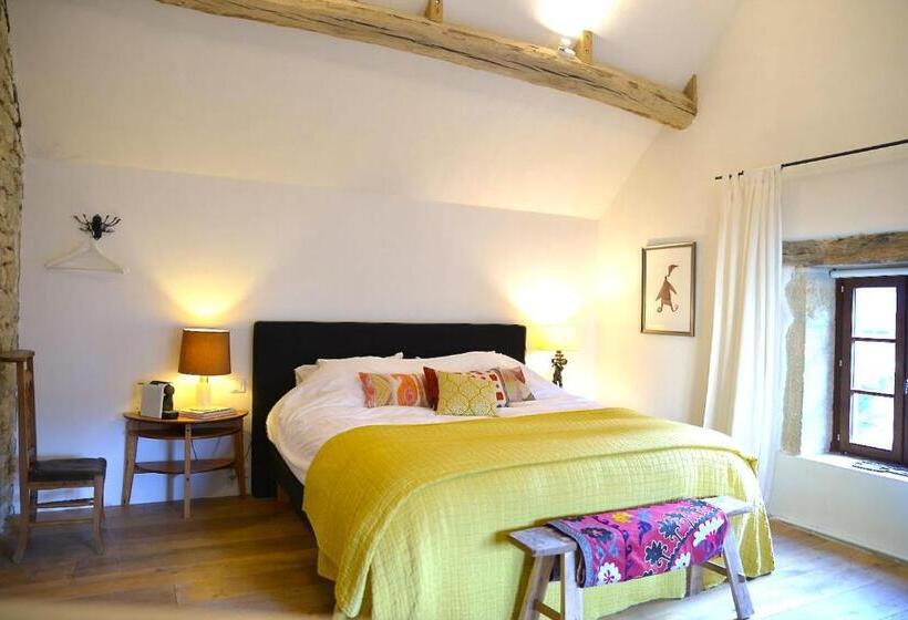 חדר דחוקס עם מיטת קינג, La Cour Des Délices