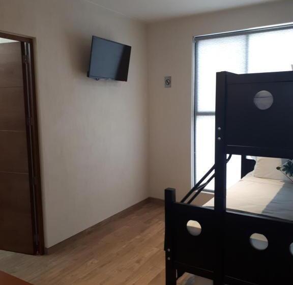 ファミリールーム, Del Valle