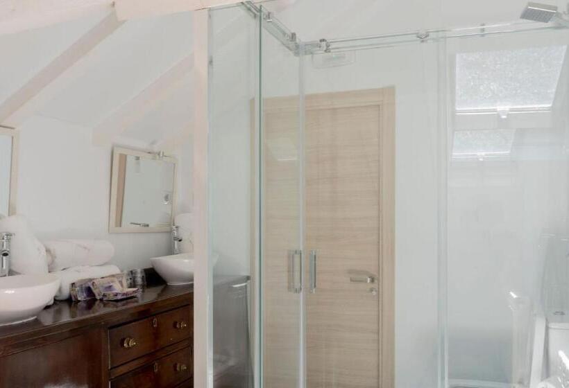 سوییت خانوادگی, Casa Jardín El Colmenar