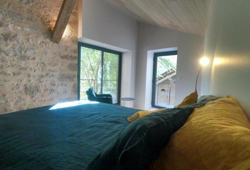 Номер Стандарт Вид на Сад, Les Jardins Sauvages