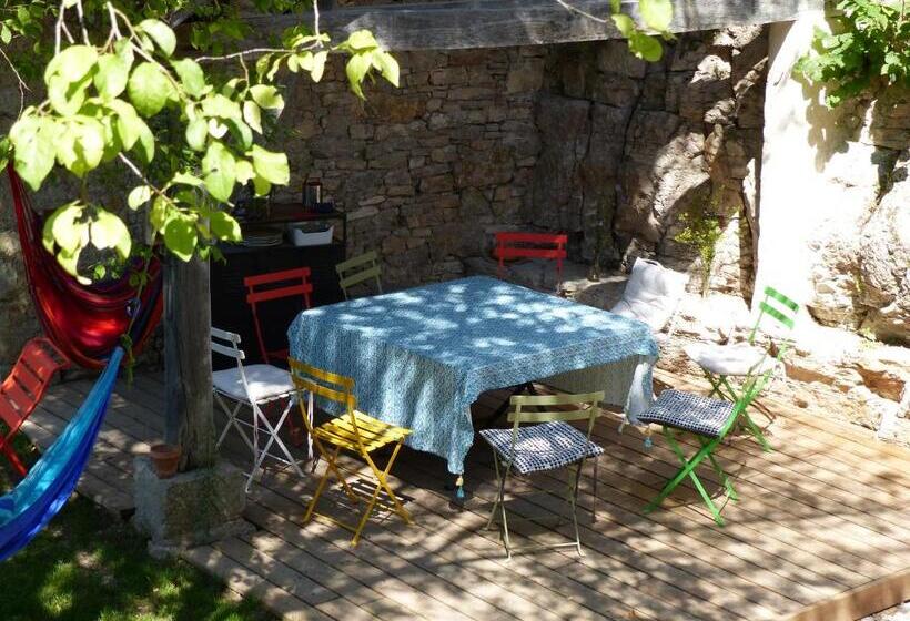 Номер Стандарт Вид на Сад, Les Jardins Sauvages