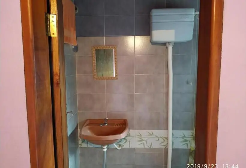 سوییت, Pousada Do Bar  Budo