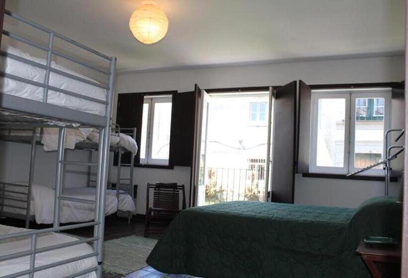 اتاق خانوادگی, Casa Do Ser Hostel