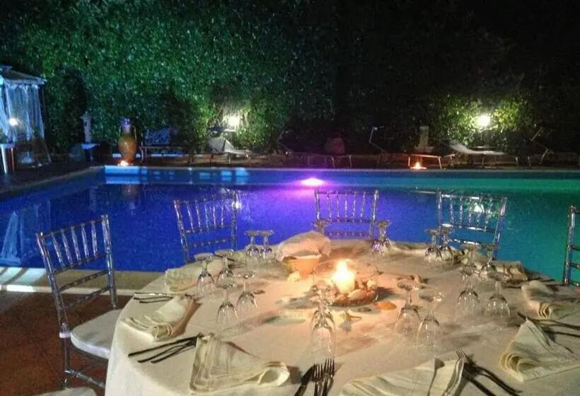 スタンダードルーム, Villa La Quercia Resort