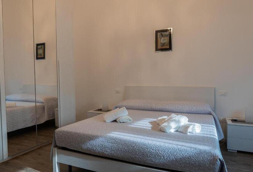 سوییت با چشمانداز باغ, La Casa Di Alvy