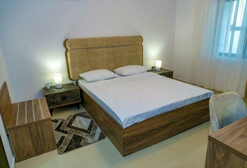 标准间, Summer Villa