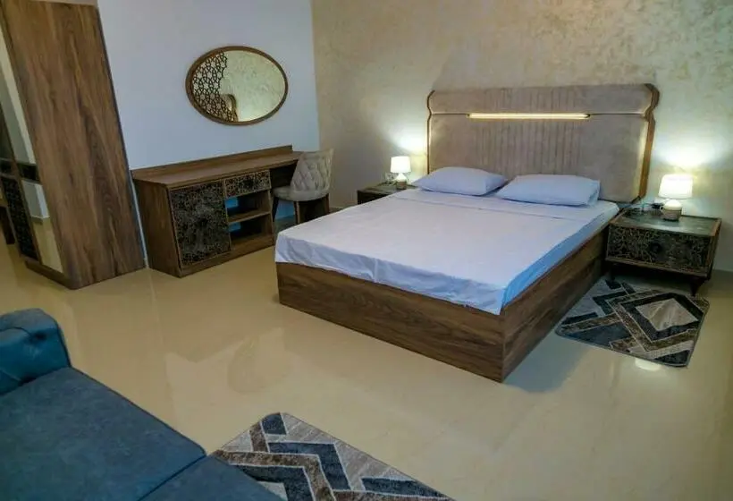 Suite, Summer Villa