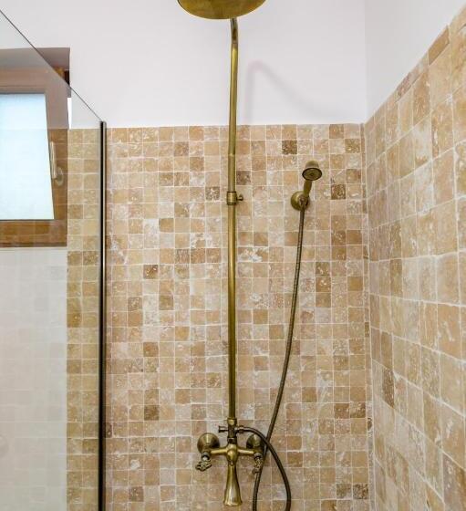 标准间, Summer Villa