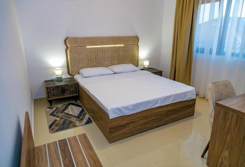 标准间, Summer Villa