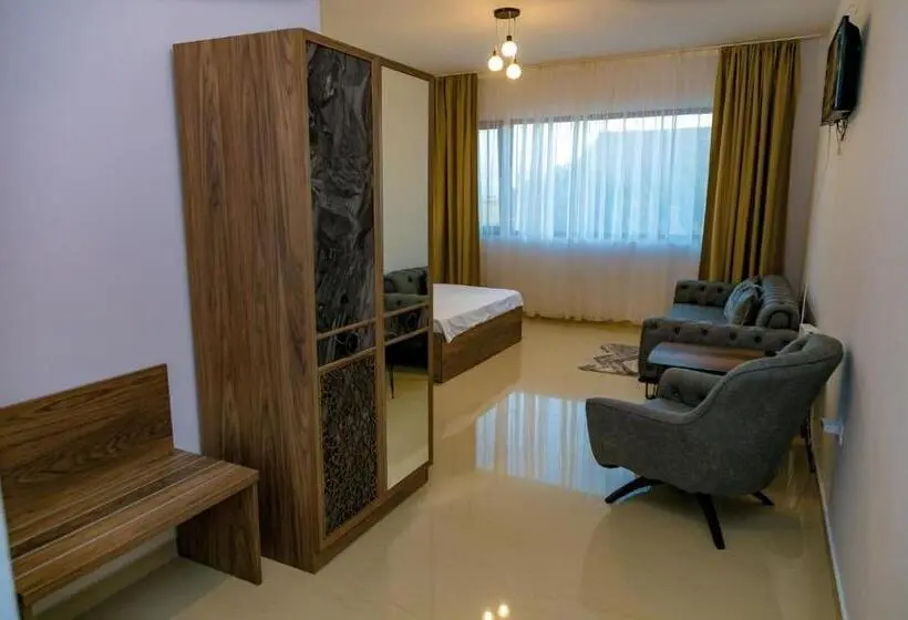 Suite, Summer Villa