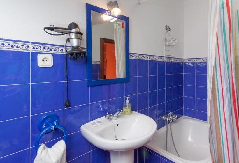 주니어 스위트, La Casa De Mamasita