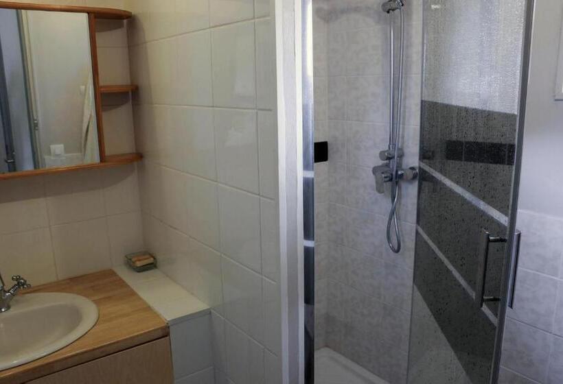 Номер Стандарт Вид на Сад, Le Pré De Luceau