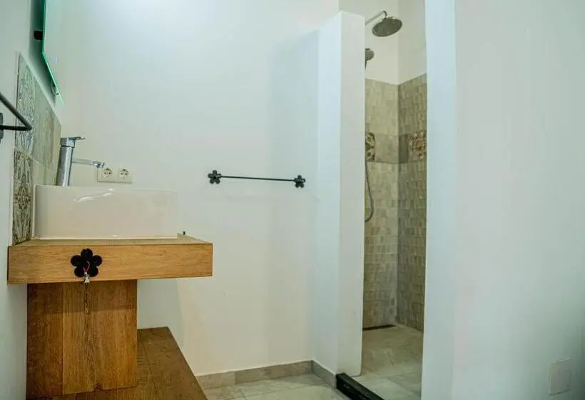 Standardzimmer mit Poolblick, Finca Las Hierbas B&b