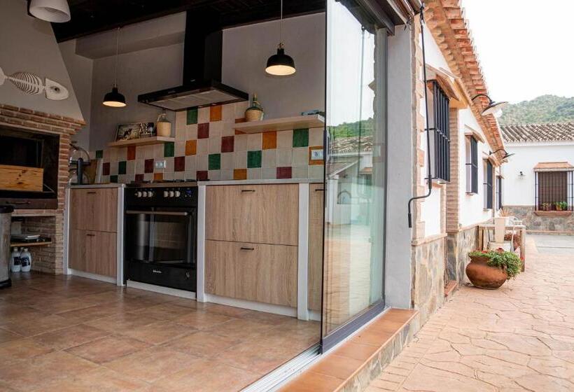 Номер Стандарт Вид на Бассейн, Finca Las Hierbas B&b