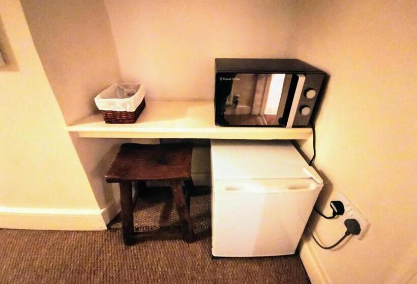 סוויטה משפחתית, The Darlington