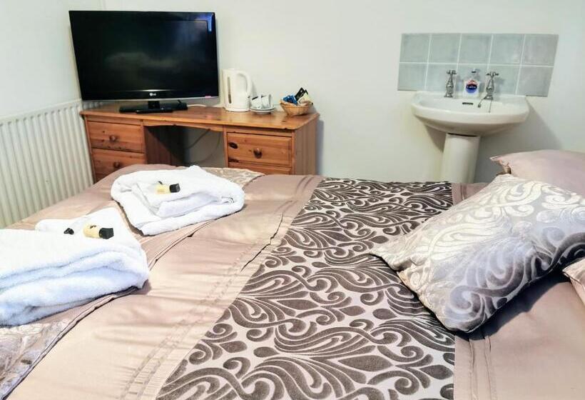 סוויטה משפחתית, The Darlington