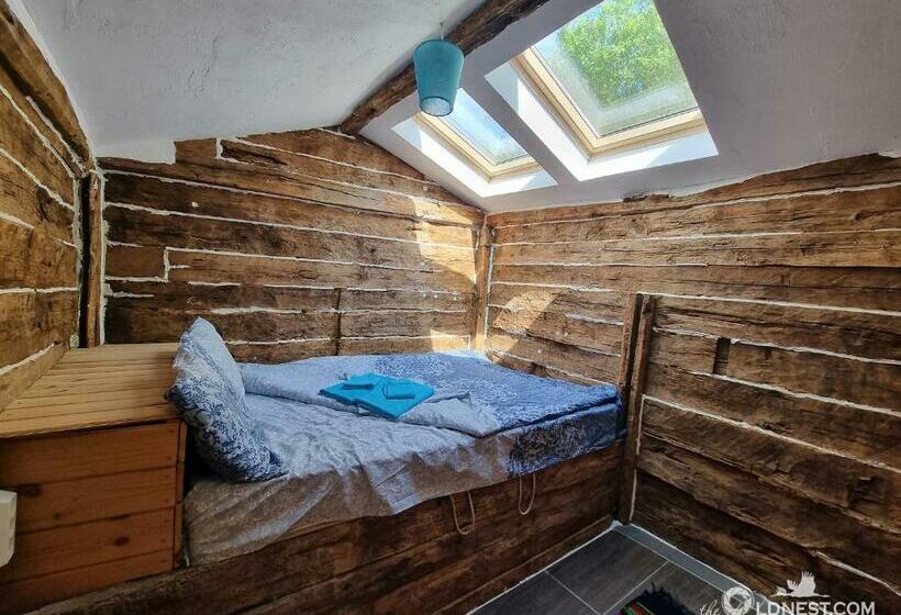 Бунгало Deluxe, The Old Nest
